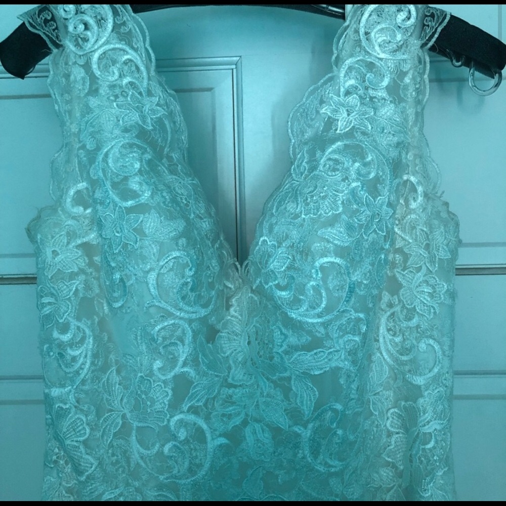 Maggie Sottero mermaid wedding dress - Picture 6 of 9